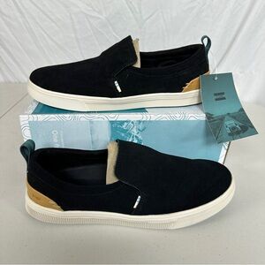 NIB Toms Black Travel Light Suede Slip Ons - Size 9.5